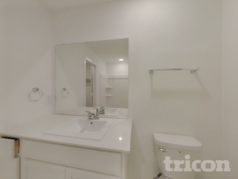 Building Photo - 1726 Serenity Moon Dr