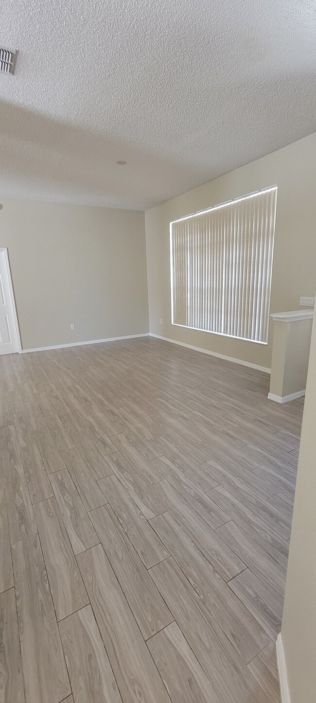 Building Photo - 2519 Tansboro Dr