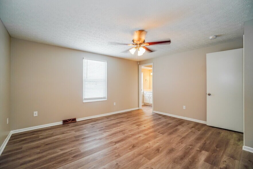 Building Photo - 9770 Merry Ln