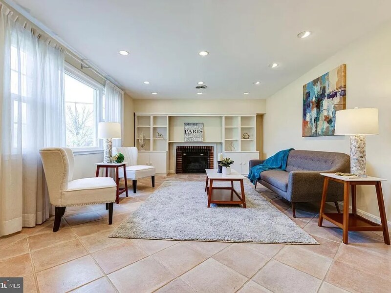 Building Photo - 5940 Lowell Ave