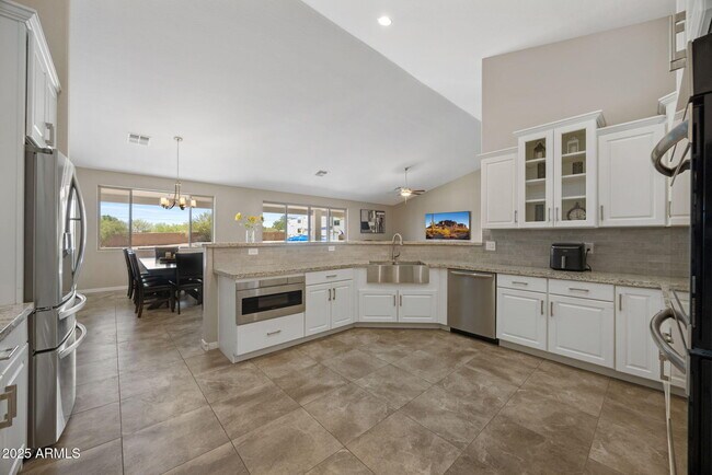 Building Photo - 15907 E Desert Vista Trail