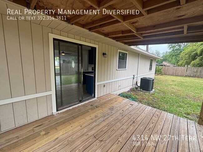 Building Photo - 4314 NW 27th Terrace