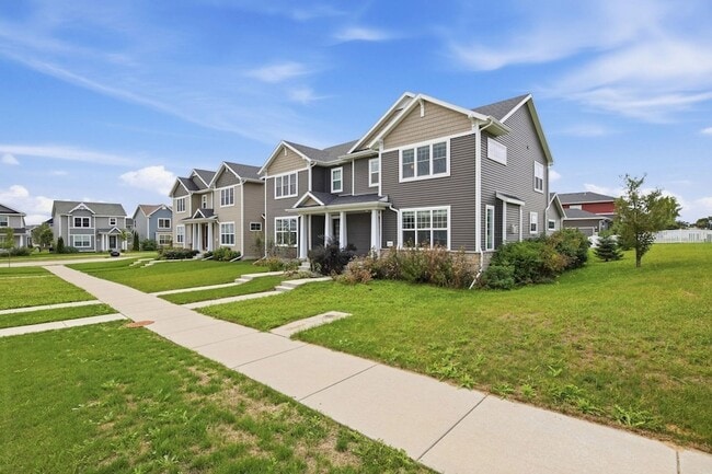 Building Photo - 6158 Driscoll Dr