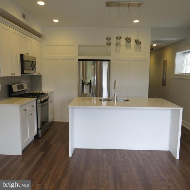 Building Photo - 308 N Haddon Ave