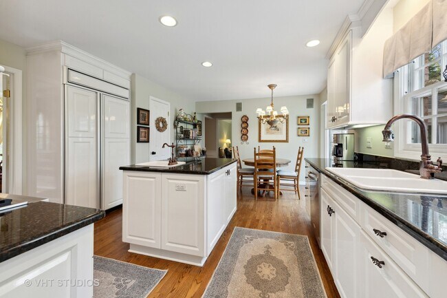 Building Photo - 24 Ashbury Ln