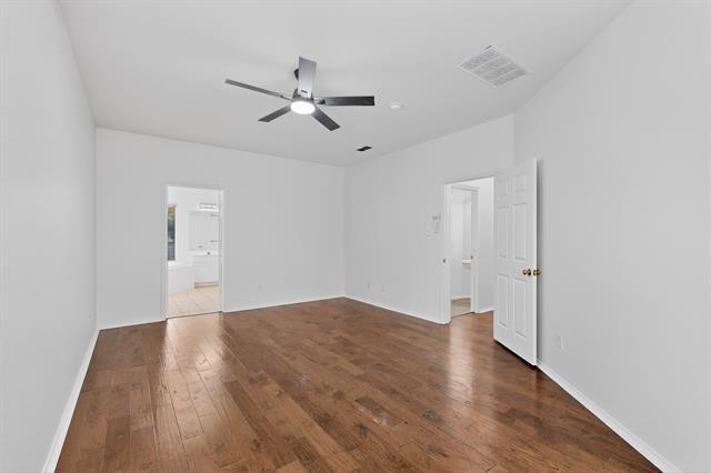 Building Photo - 2050 Ashbourne Dr