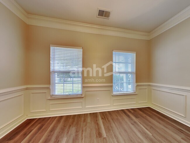 Building Photo - 3392 Fletton Way