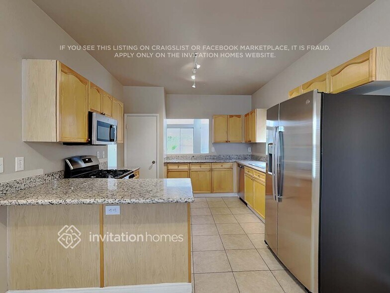 Building Photo - 7308 N Mountain Thicket St