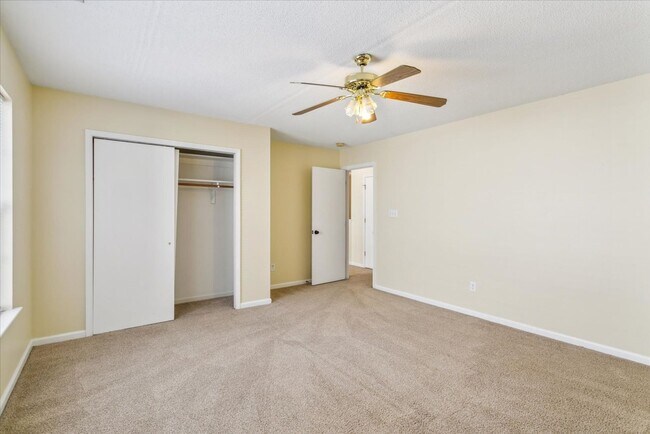 Building Photo - 38 Angelia Way