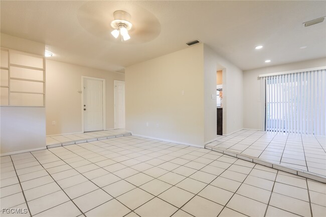 Building Photo - 4024 Gingold St