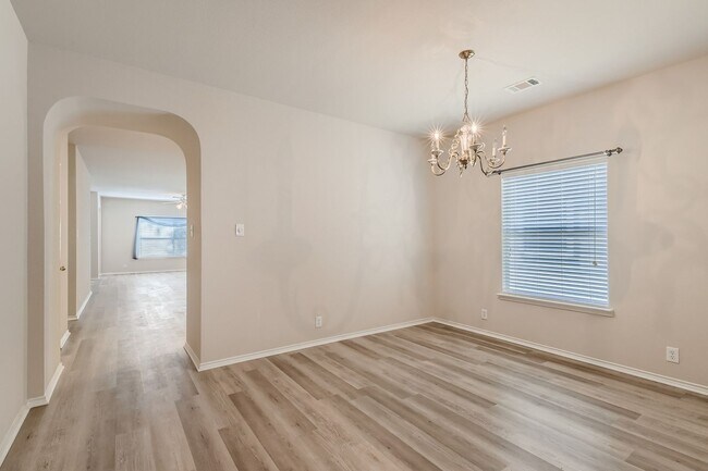 Building Photo - One-Story Beauty in Stone Oak