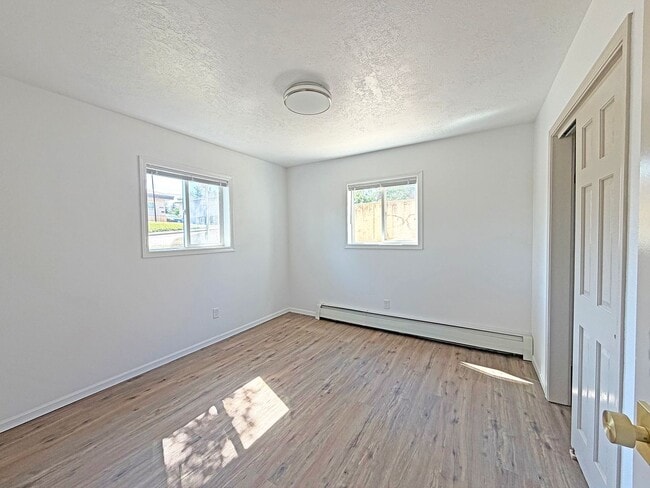 Building Photo - 601 6th Ave SW