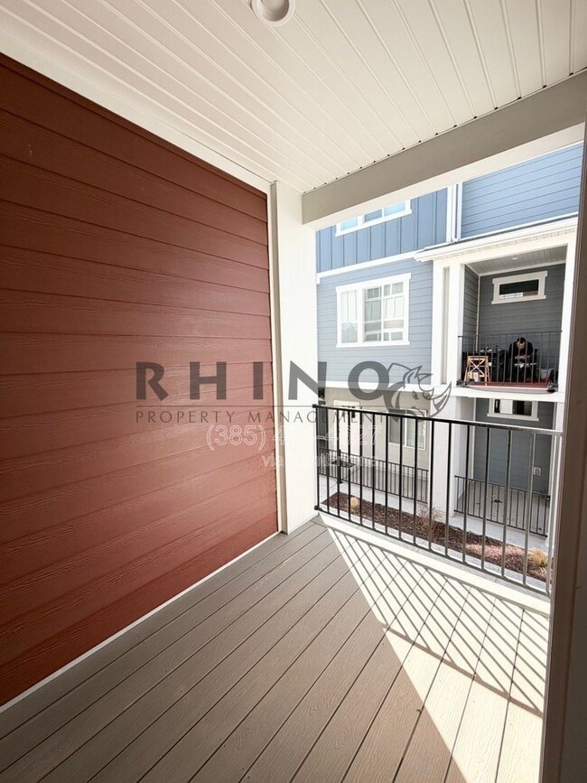 Building Photo - 4673 W Miramonte Wy