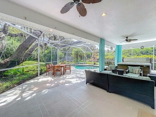 Building Photo - 4361 Davidia Dr
