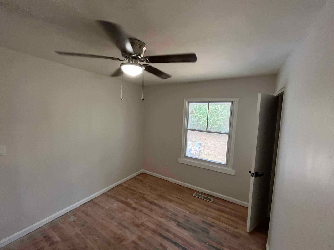 Building Photo - 1734 Cahoon St SW