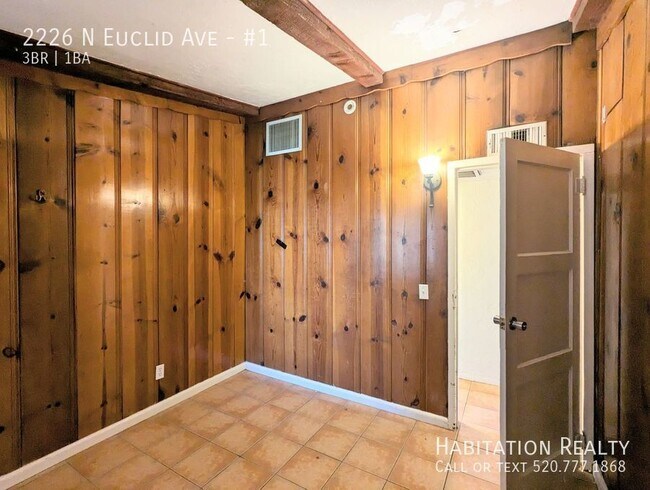 Building Photo - 2226 N Euclid Ave