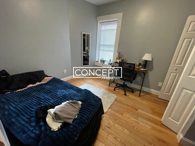 Building Photo - 55 Dudley St