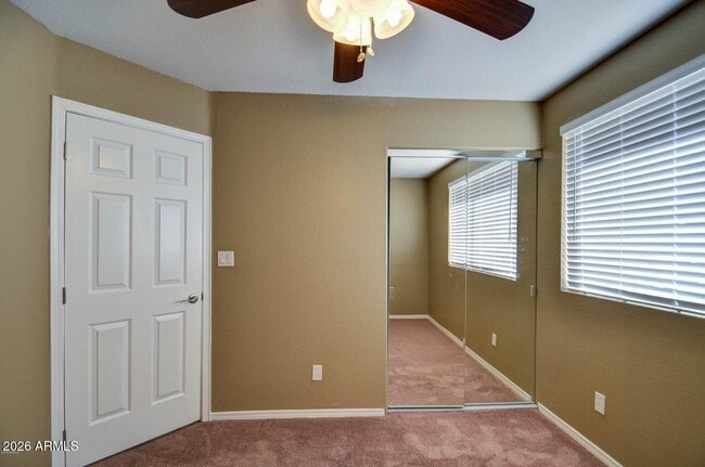 Building Photo - 3022 N 34th Pl