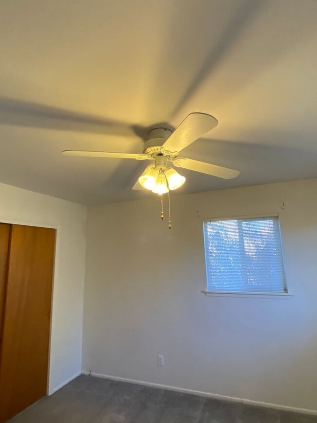 Building Photo - 1328 Woodmoor Ln