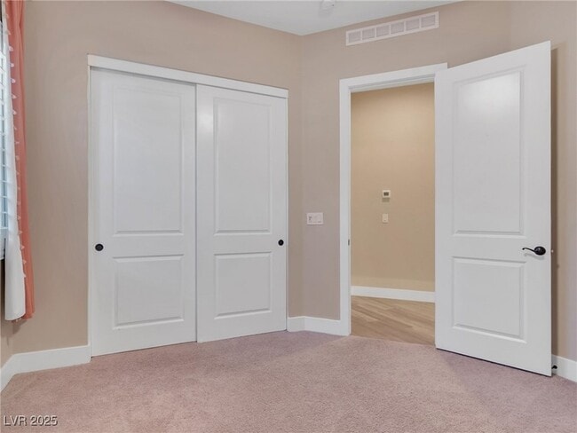 Building Photo - 2931 Raywood Ash Dr