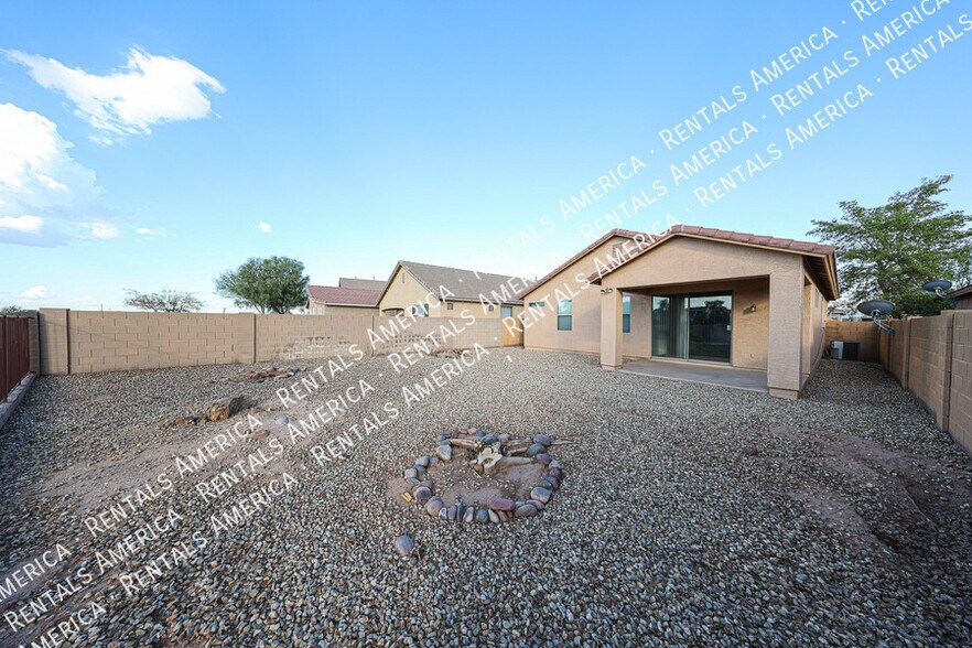 Building Photo - 5614 W Lydia Ln