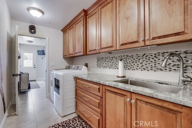 Building Photo - 6572 Horseshoe Ln