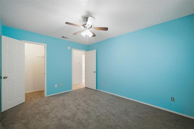 Building Photo - 5406 Blue Cove Dr
