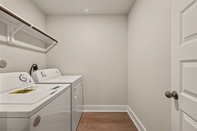 Building Photo - 13412 Sun Cay Drive