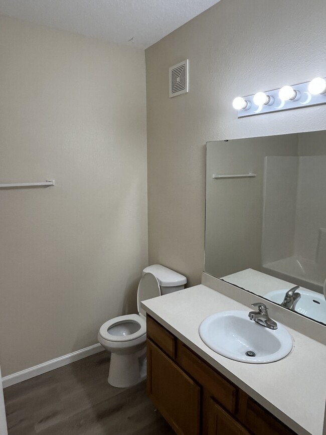 Building Photo - 3640 Kirkpatrick Cir