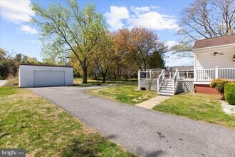 Building Photo - 161 Margate Dr