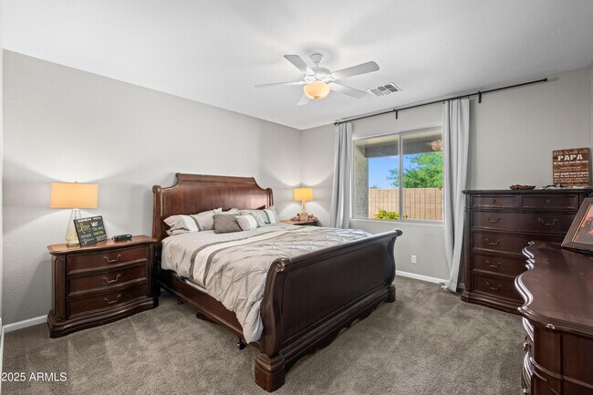 Building Photo - 3117 S Signal Butte Rd