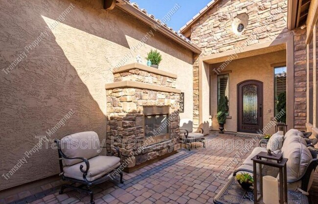 Building Photo - 8510 E Leland St