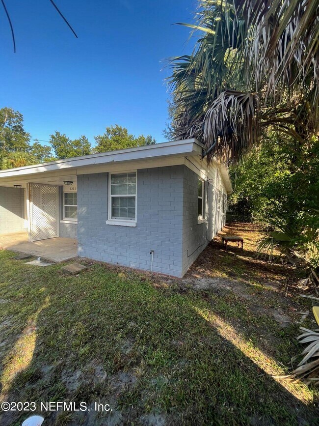 Building Photo - 5211 San Juan Ave