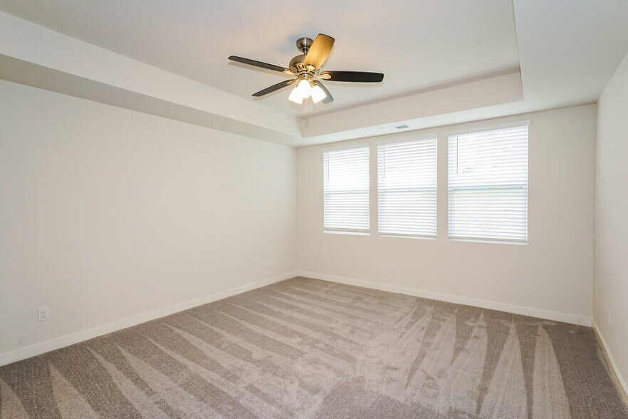 Building Photo - 599 Snapdragon Ln