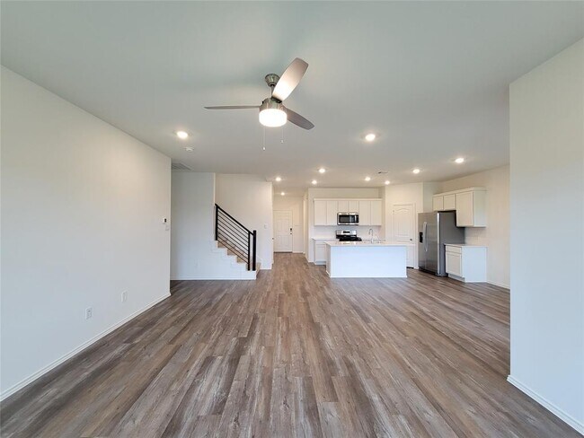 Building Photo - 27410 Oasis Rdg Dr