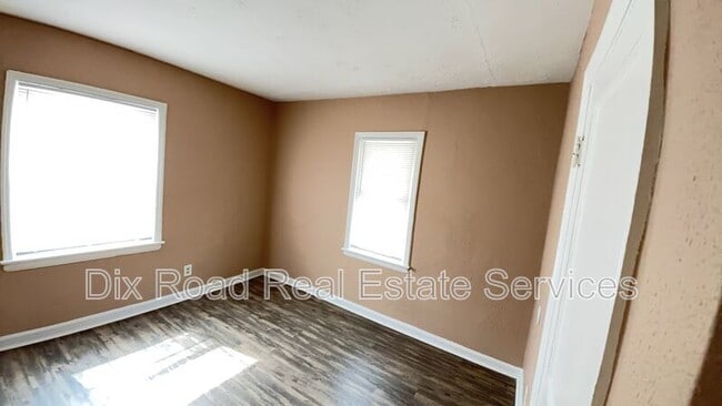 Building Photo - 2660 Tylersville Rd