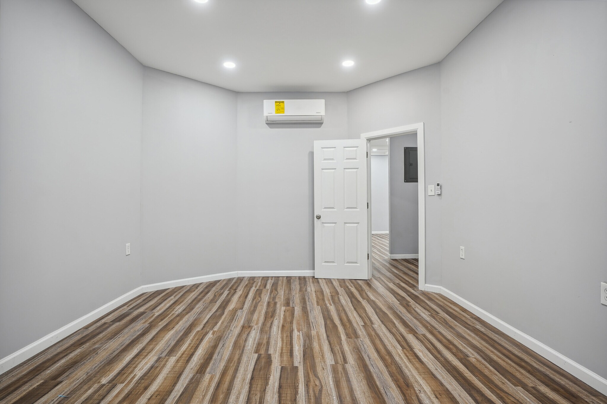 Building Photo - 127 Randolph Ave