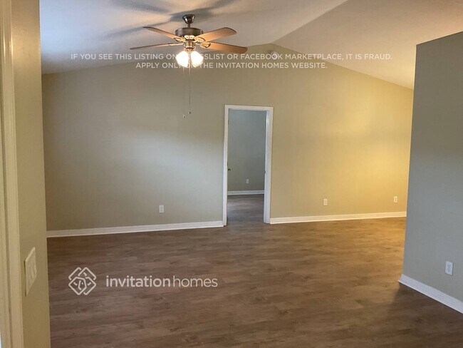 Building Photo - 1240 Sleepy Hollow Ln