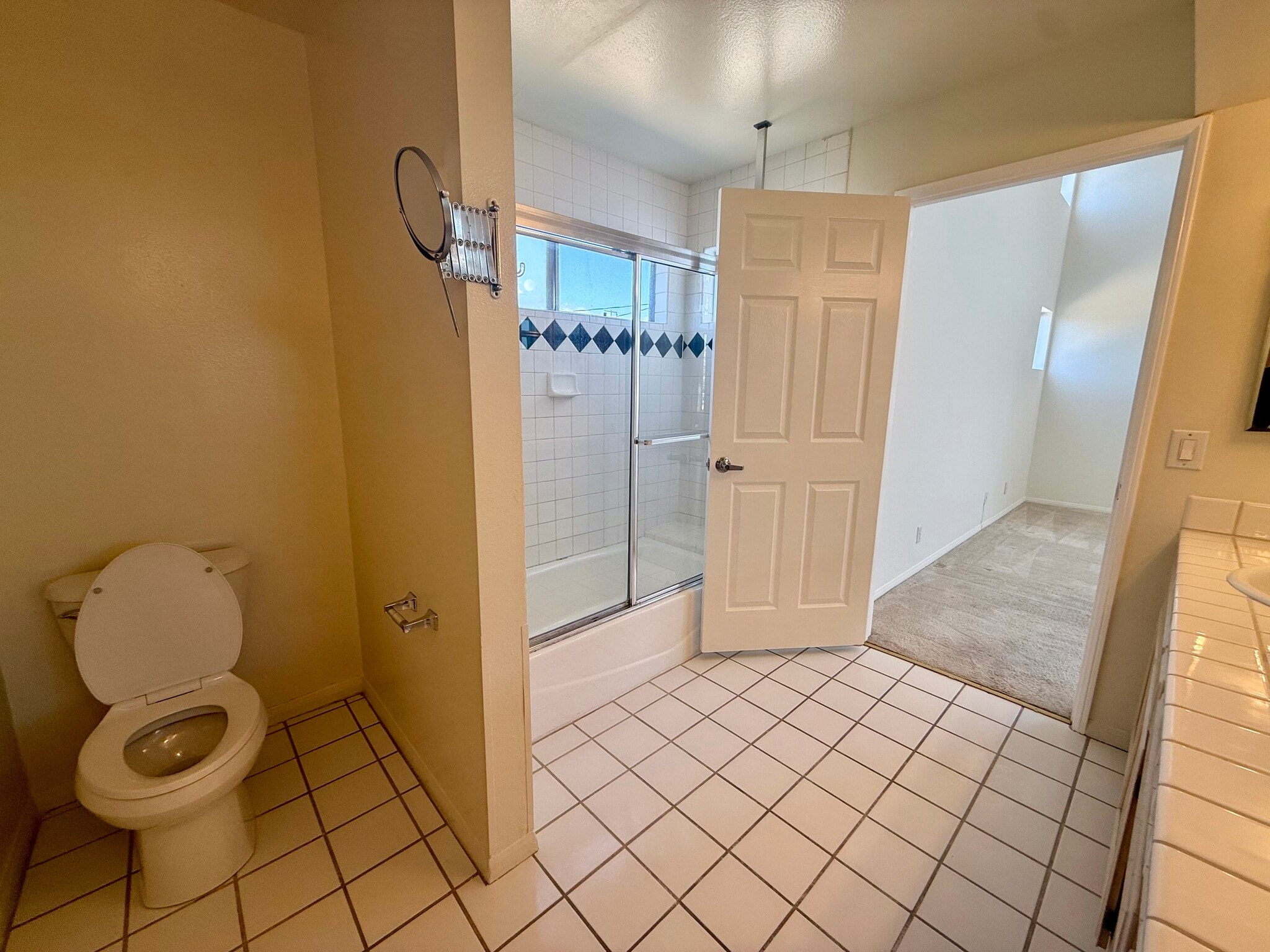 Building Photo - 1937 Euclid St