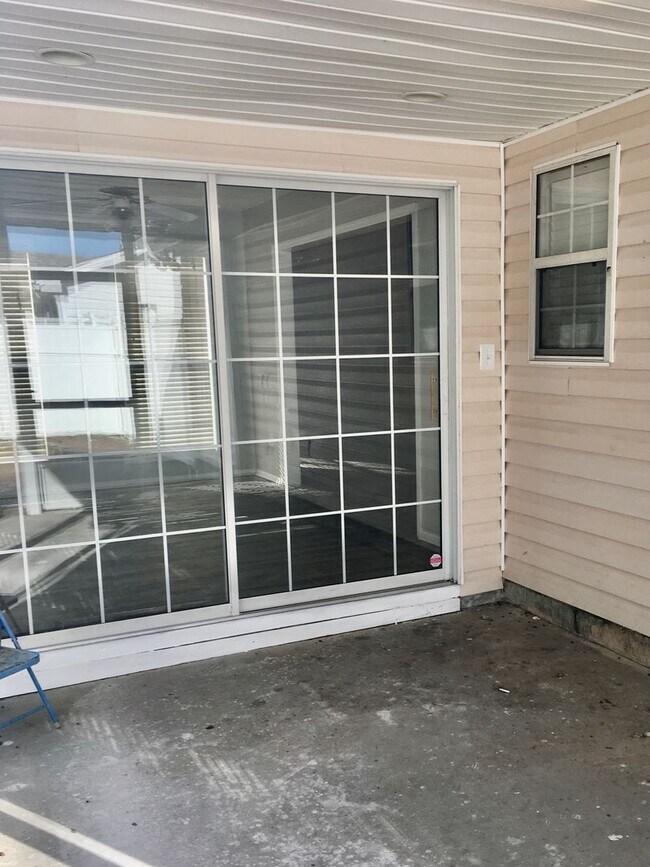 Building Photo - Coming Soon! 4 Bedroom 2 Bathroom Home