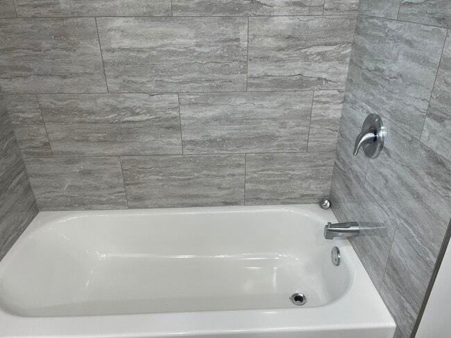 Building Photo - 15277 Triskett Rd