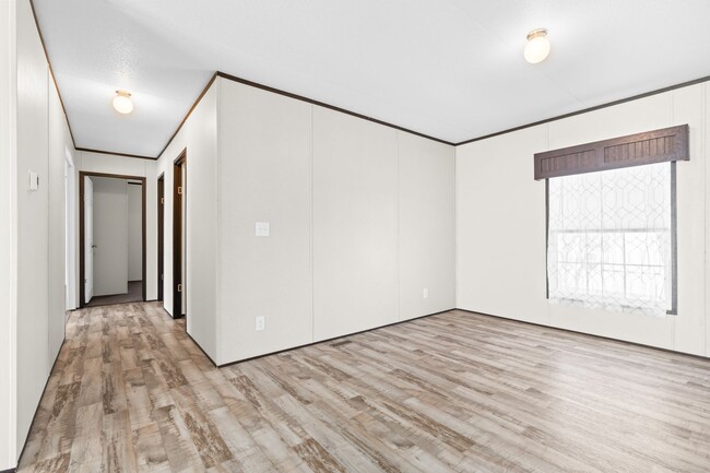 Building Photo - 3/2 Mobile Home on Half Acre in Adamsville