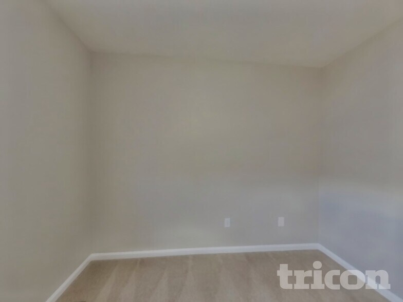 Building Photo - 4003 28th Ave