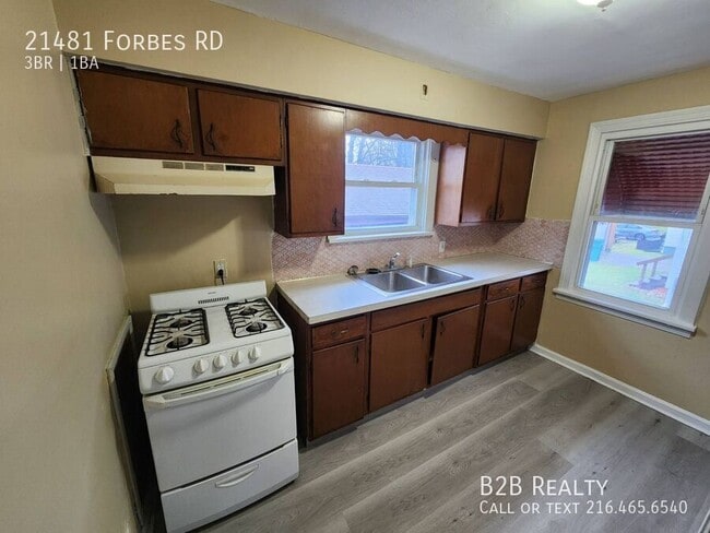 Building Photo - 21481 Forbes Rd