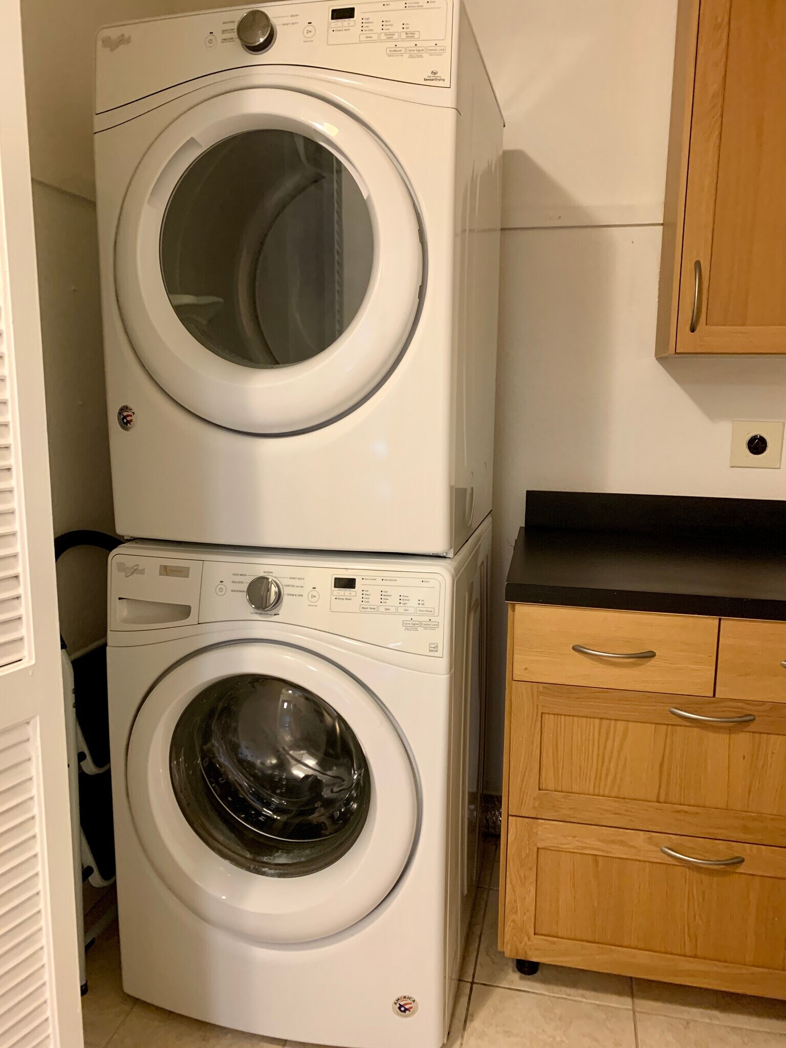 Washer/Dryer - 707 Bryant St
