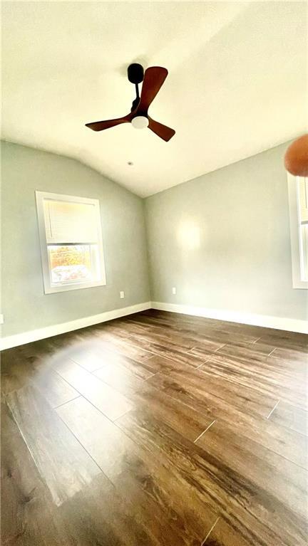 Building Photo - 216 Maple Ave