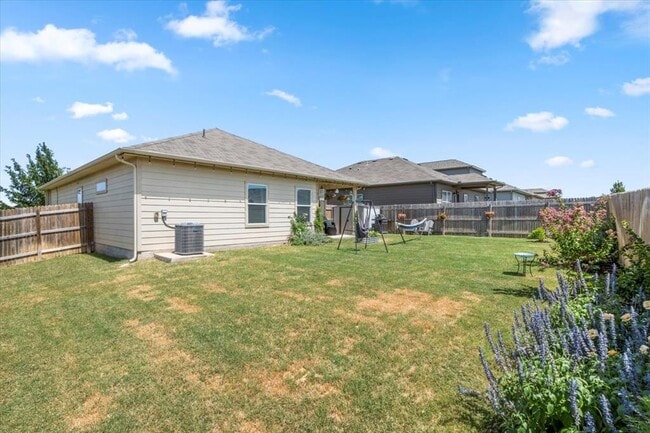 Building Photo - 1300 Ferryman Dr