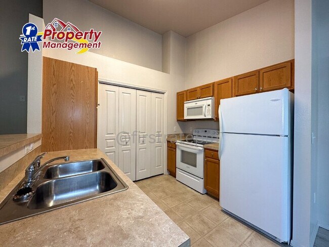 Building Photo - 4966 W Stoker Ln