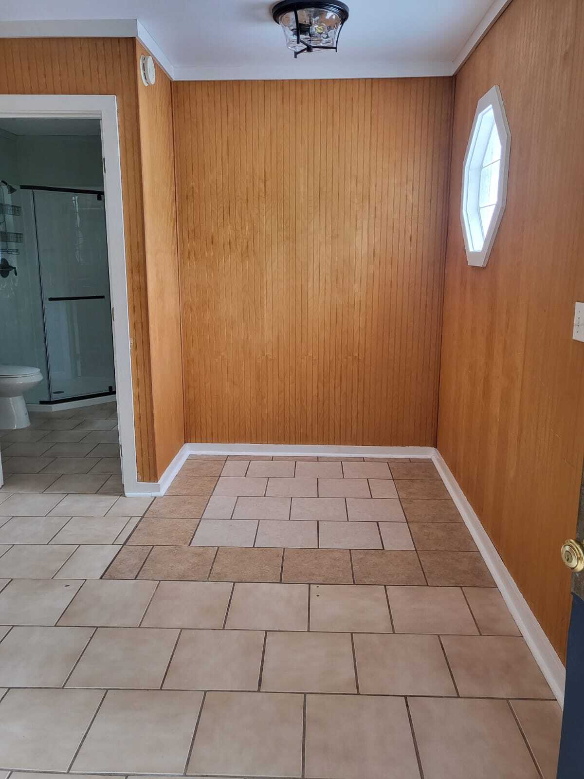 Building Photo - 422 Seabreeze Dr