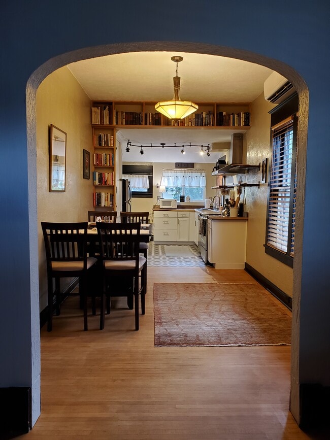 Dining room - 1509 W 12th Ave